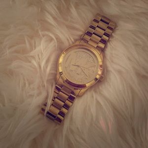 Micheal kors runway watch
